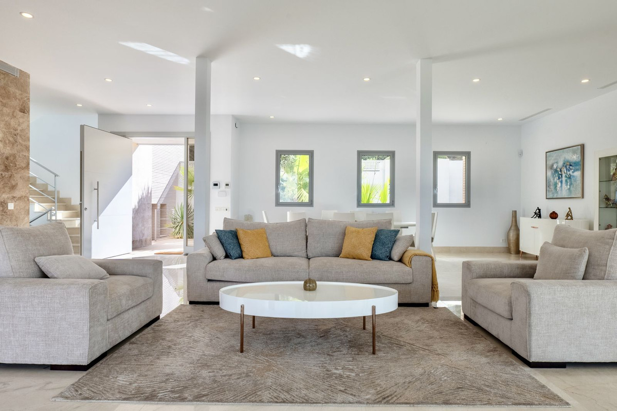 d6a971a8fd032d77f513020a330f25f7 - 49