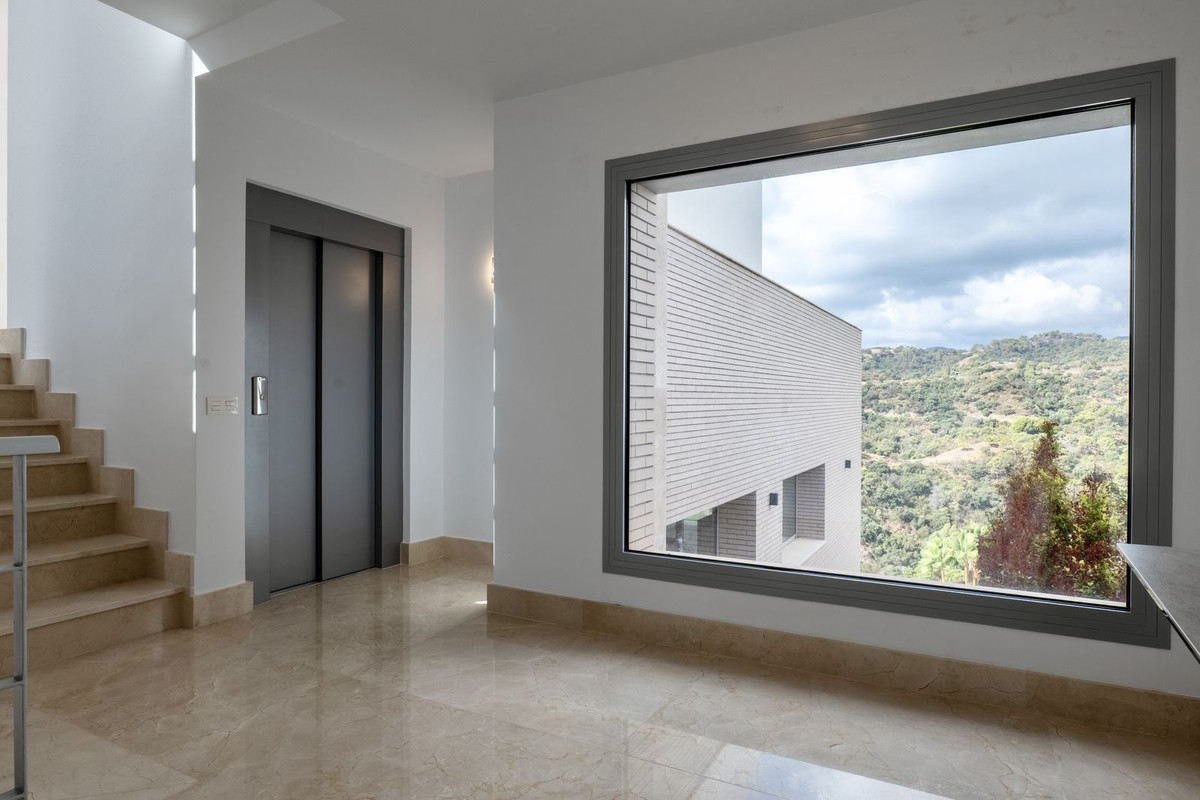 d6a971a8fd032d77f513020a330f25f7 - 61