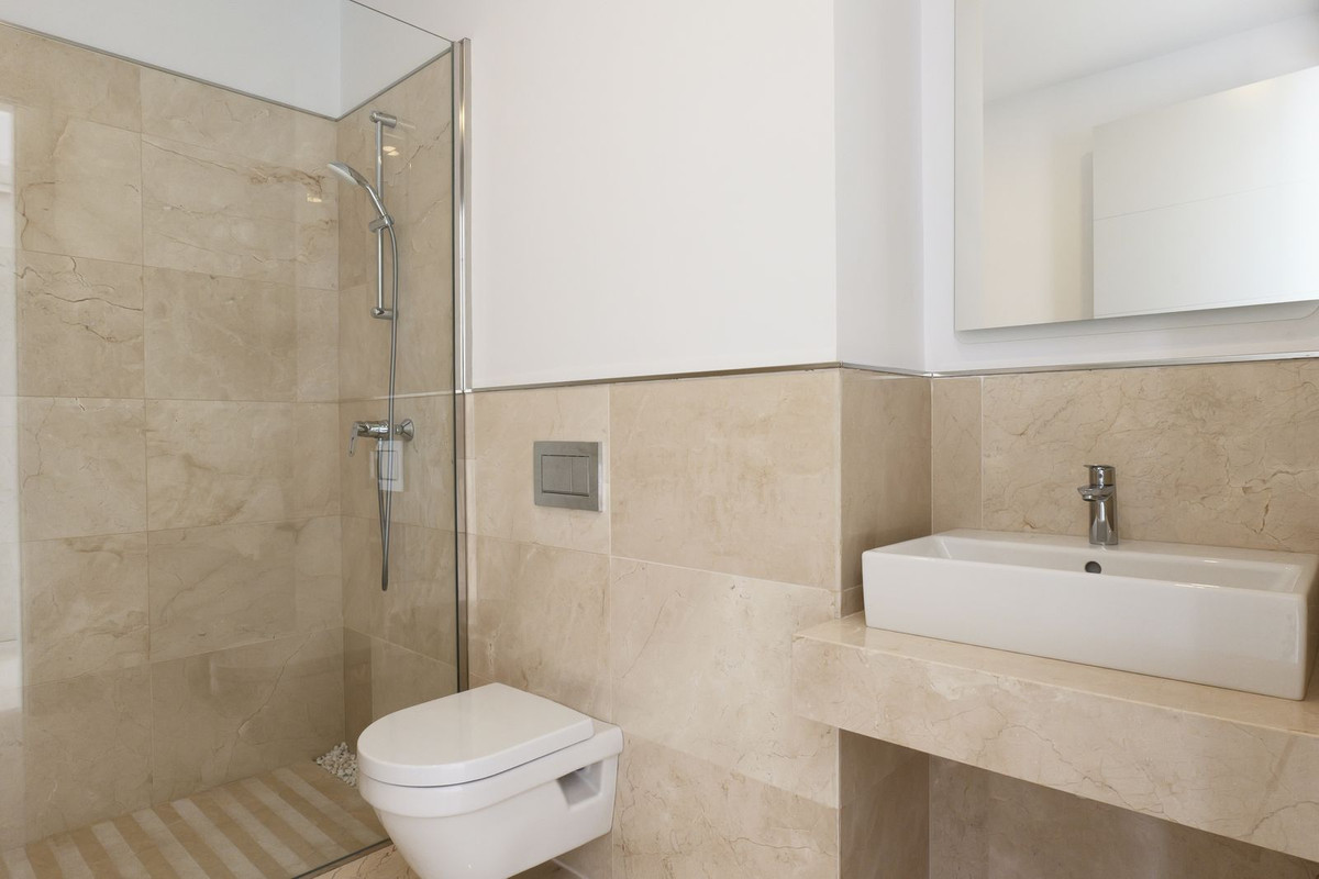 d6a971a8fd032d77f513020a330f25f7 - 63