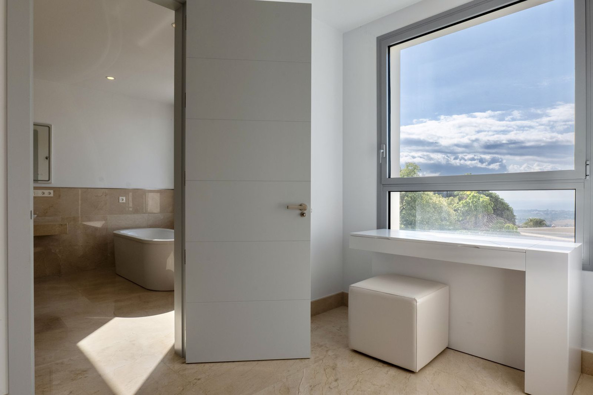 d6a971a8fd032d77f513020a330f25f7 - 68