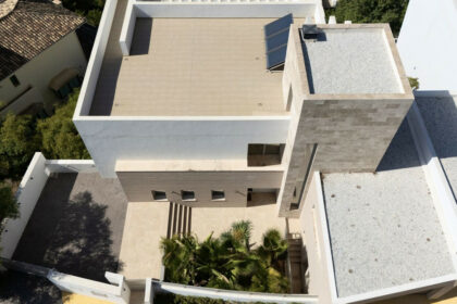 d6a971a8fd032d77f513020a330f25f7 - 7