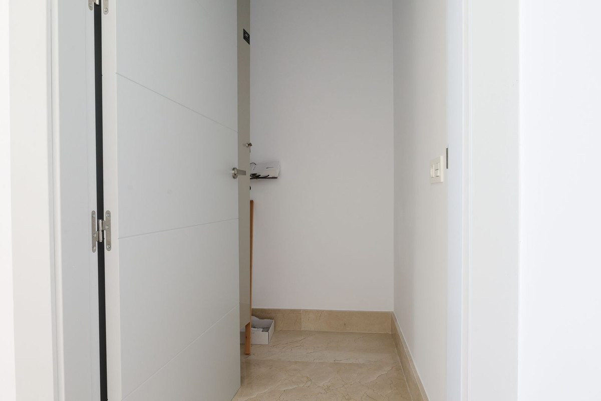 d6a971a8fd032d77f513020a330f25f7 - 72