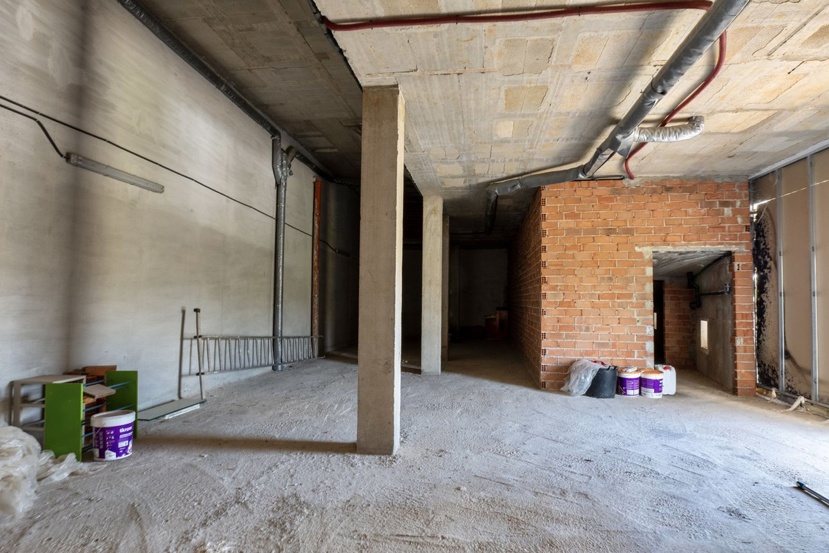 d6a971a8fd032d77f513020a330f25f7 - 73