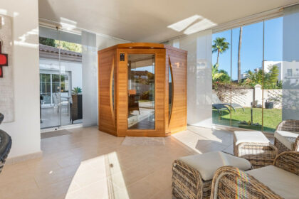 d6cb17f389a6e6cf7bfdb209583cc147 - 13