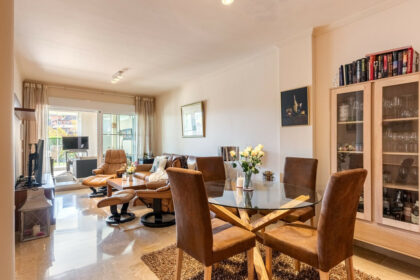 d6cb17f389a6e6cf7bfdb209583cc147 - 14