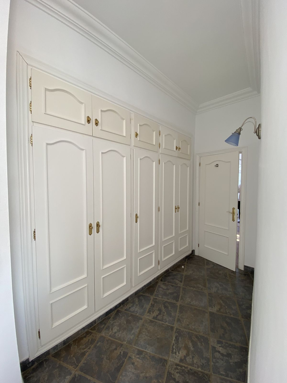 d710ac66866c0aa18153f040c8149cd3 - 35