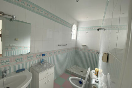 d710ac66866c0aa18153f040c8149cd3 - 44