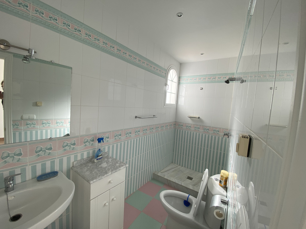 d710ac66866c0aa18153f040c8149cd3 - 44