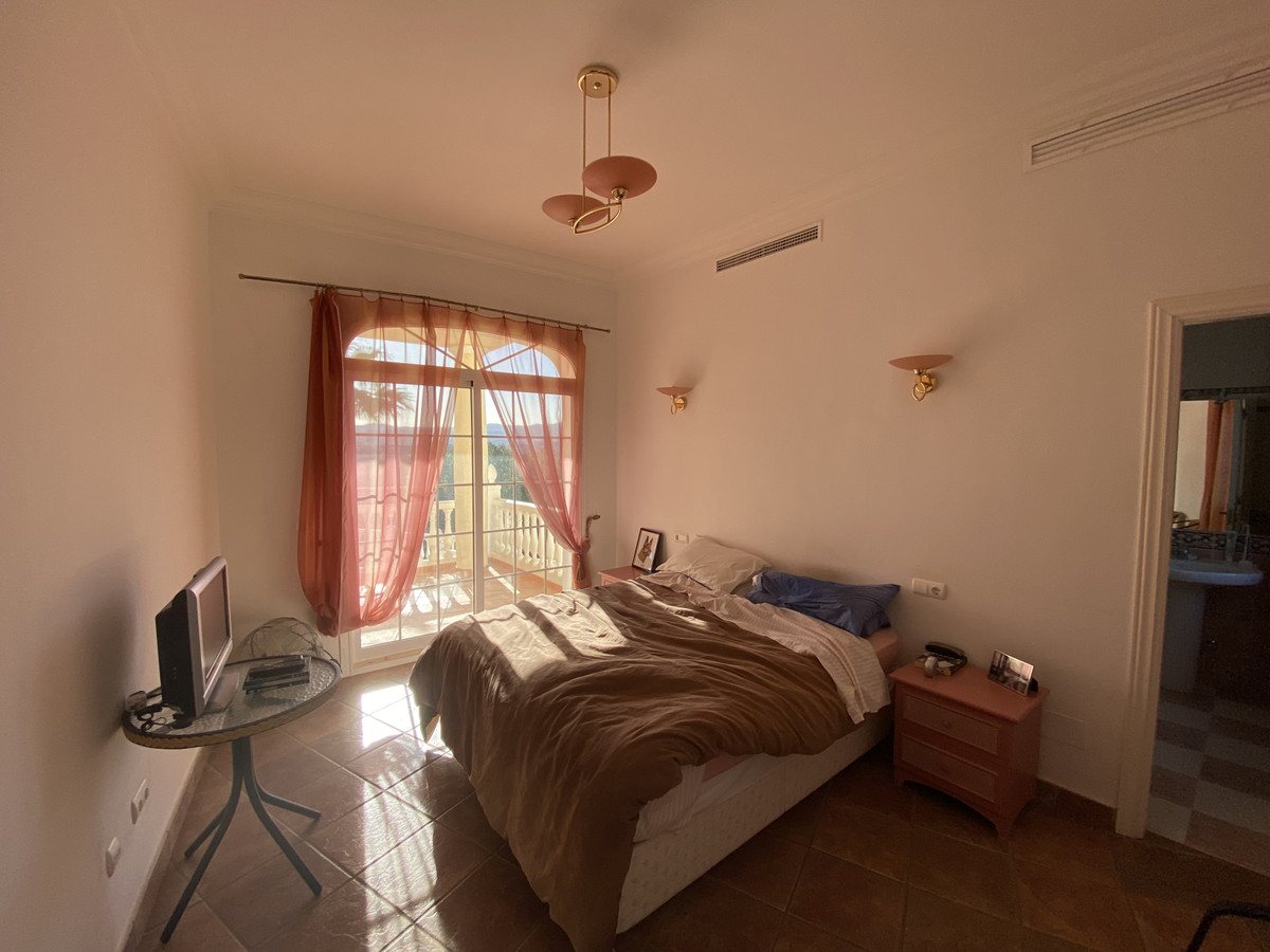 d710ac66866c0aa18153f040c8149cd3 - 45