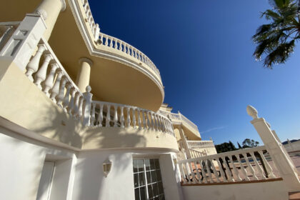 d710ac66866c0aa18153f040c8149cd3 - 50