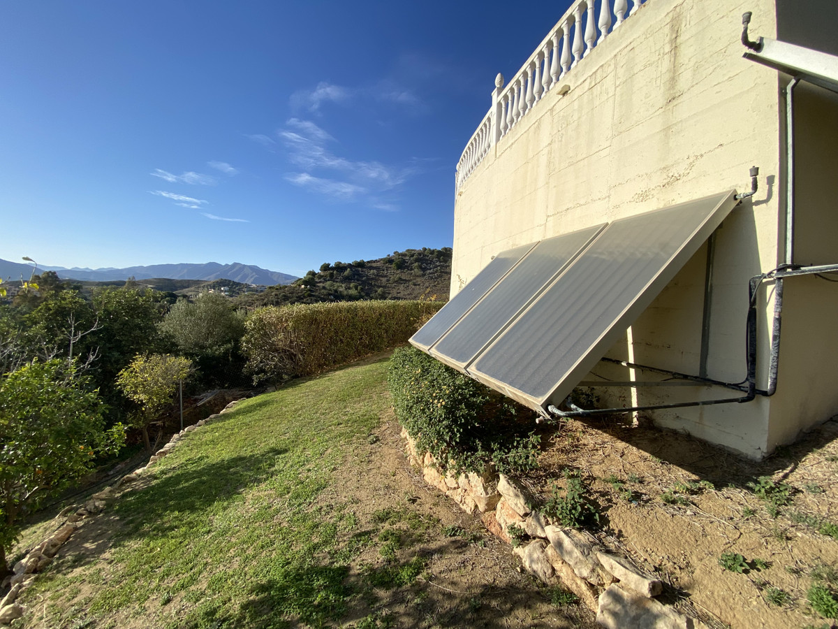 d710ac66866c0aa18153f040c8149cd3 - 59