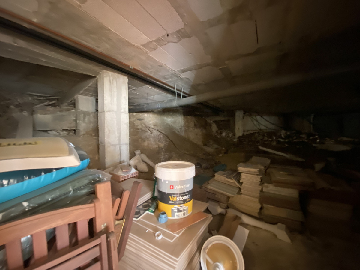 d710ac66866c0aa18153f040c8149cd3 - 64