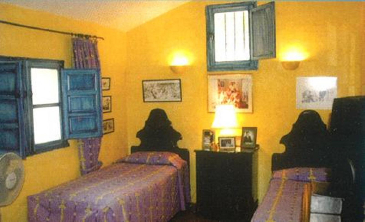 d75707da04069dc862446ea5ec89db29 - 3