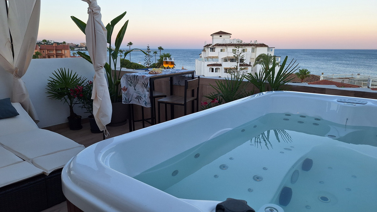 d76510b30921fa3fa1c0643c49ca96a5 - 1