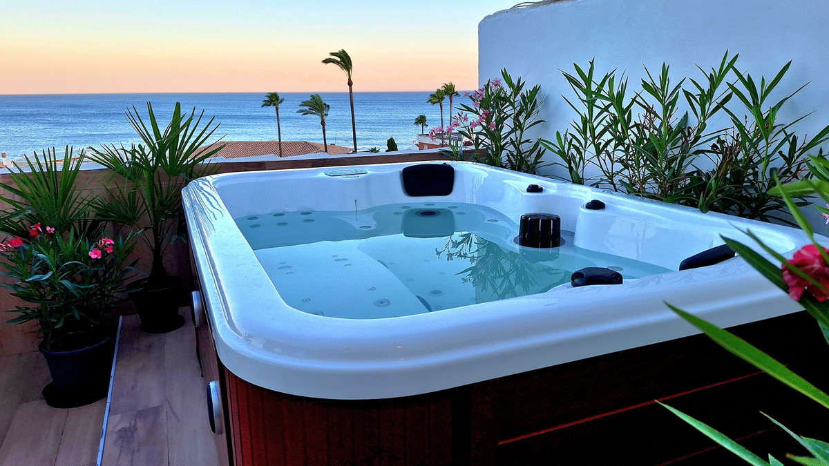 d76510b30921fa3fa1c0643c49ca96a5 - 8