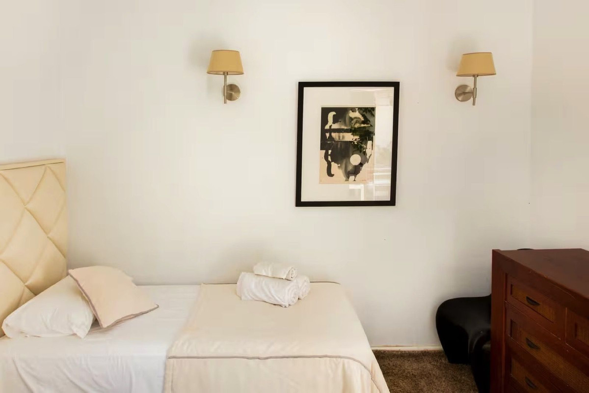 d81b99b0c7c5f5c032030871a4b7f770 - 8