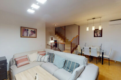 d82e818d7827d0b085185504ebf7795e - 1