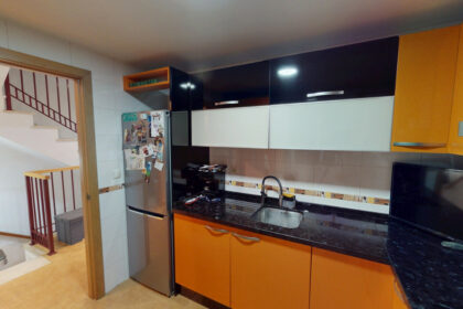 d82e818d7827d0b085185504ebf7795e - 4