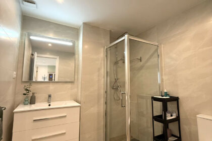 d84b1c97e4bcd1cf83271fc1043ce2bb - 13