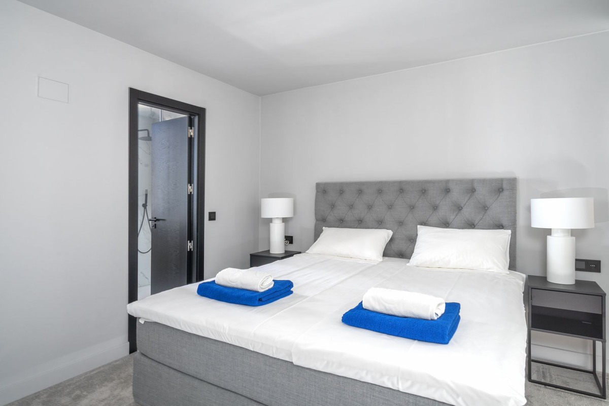 d868f46ac4b9d32f0c92090f59370f13 - 10