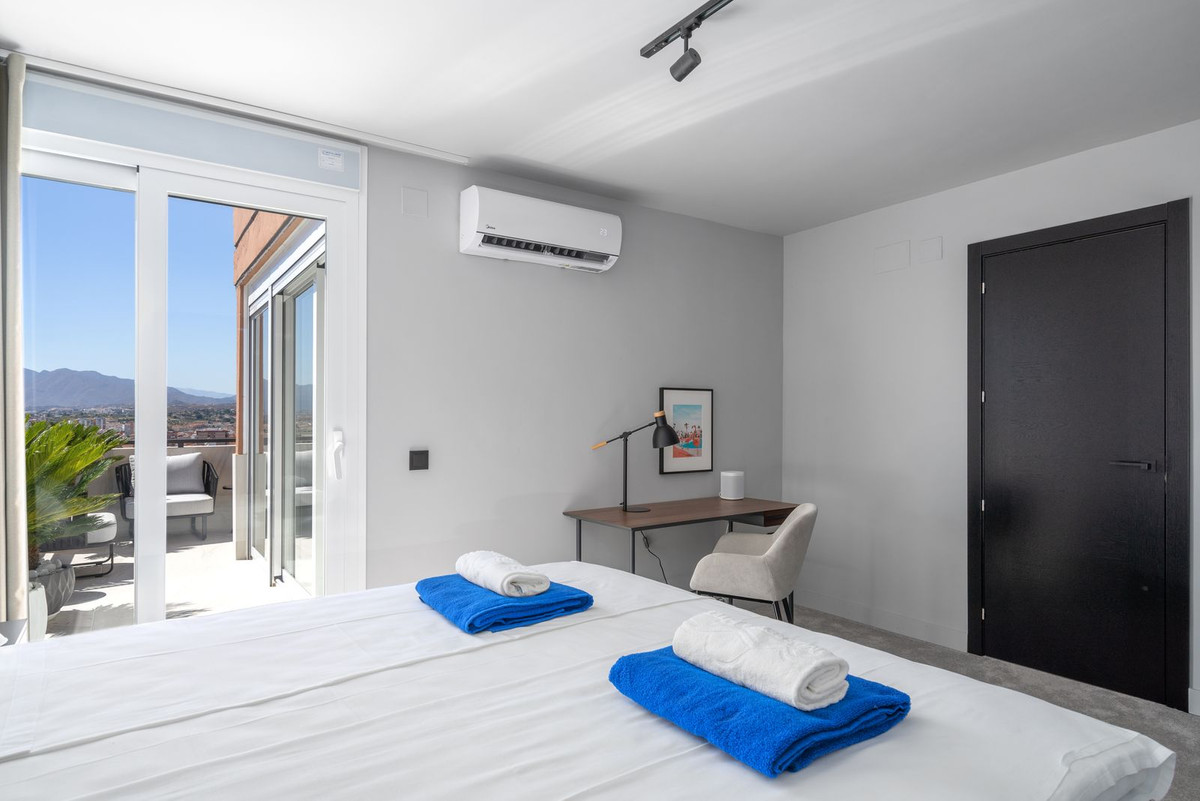 d868f46ac4b9d32f0c92090f59370f13 - 11