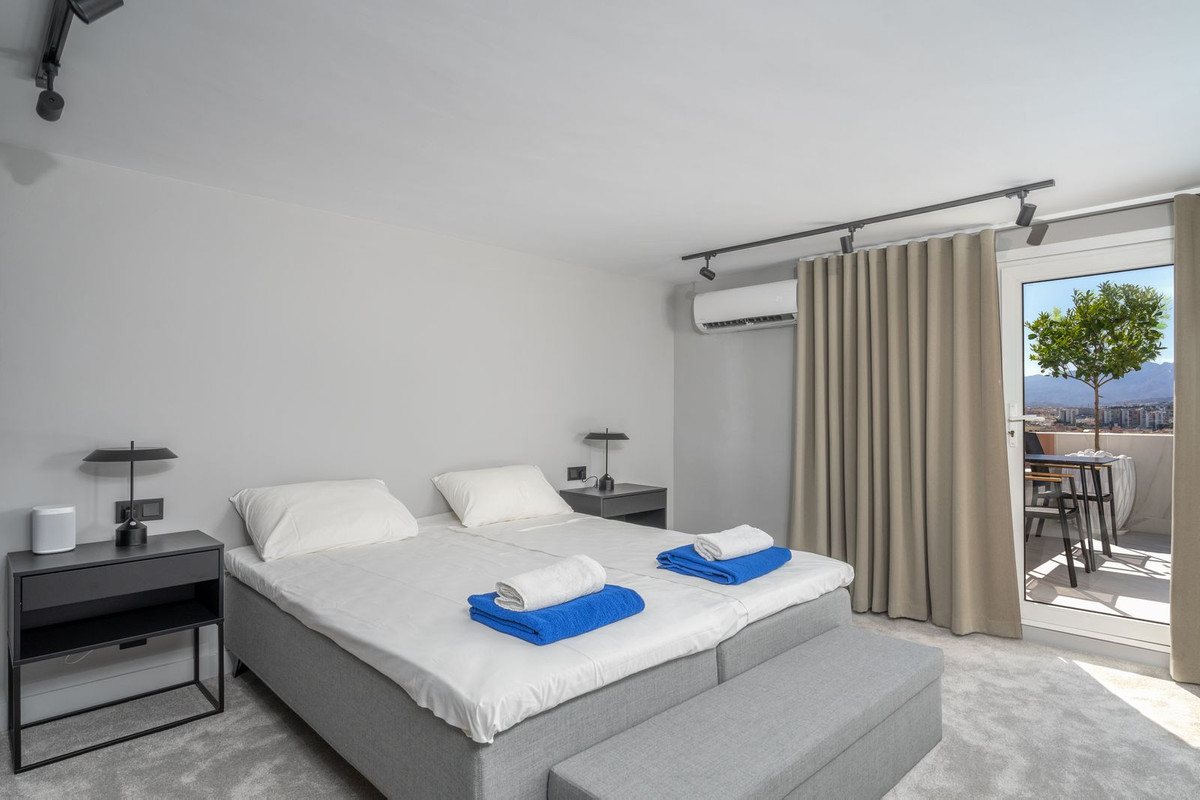 d868f46ac4b9d32f0c92090f59370f13 - 17