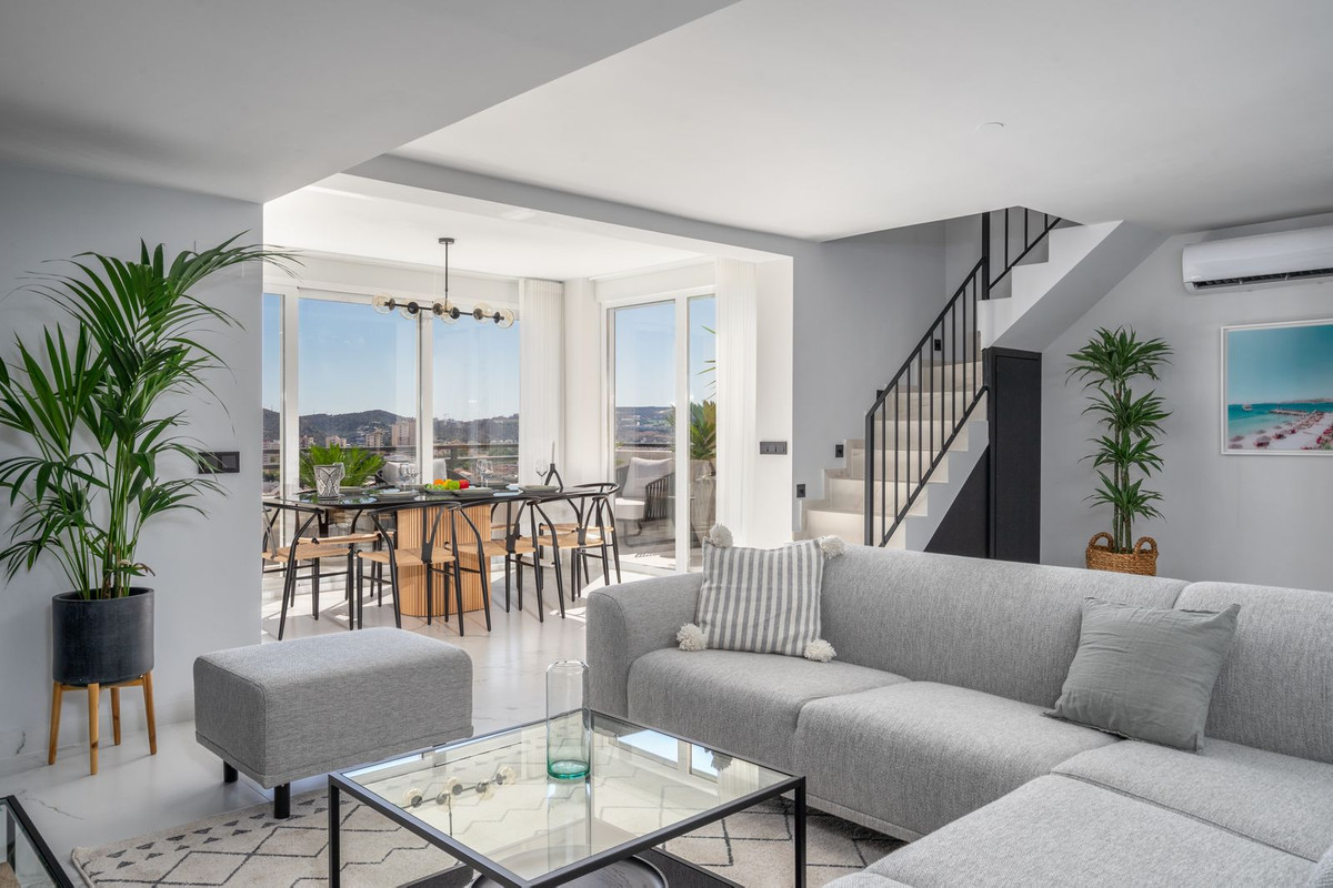 d868f46ac4b9d32f0c92090f59370f13 - 30