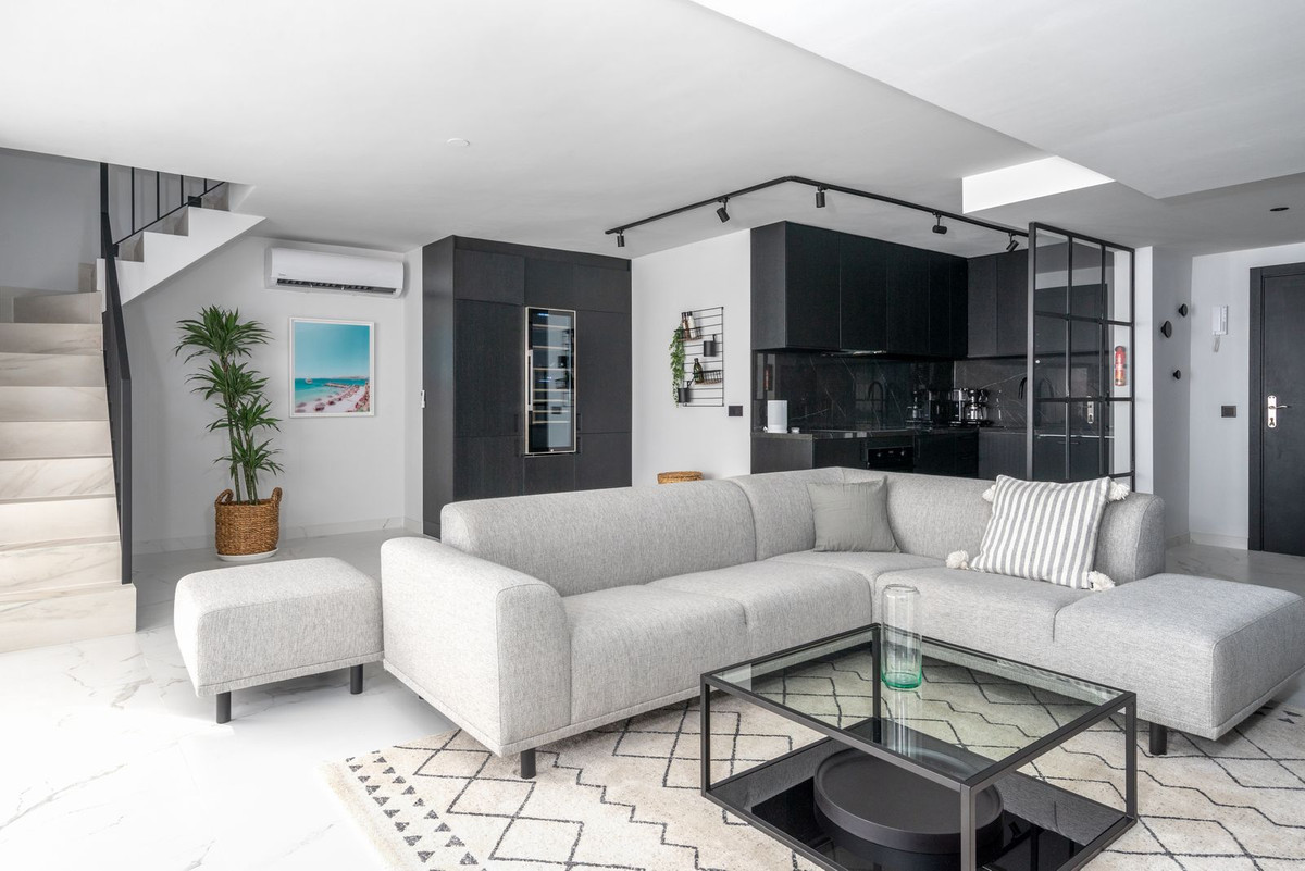 d868f46ac4b9d32f0c92090f59370f13 - 4