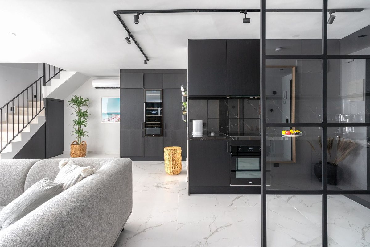 d868f46ac4b9d32f0c92090f59370f13 - 6