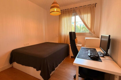 d86b06f55746eaedaed259912078e37c - 51