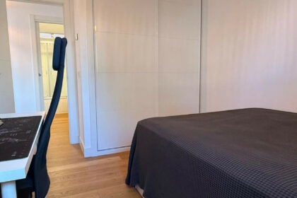 d86b06f55746eaedaed259912078e37c - 54