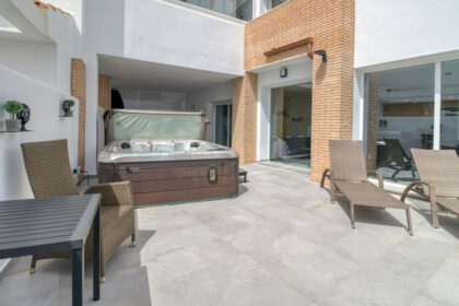 d88e150225e63b12609fedba410a01dc - 28