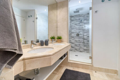 d88e150225e63b12609fedba410a01dc - 47