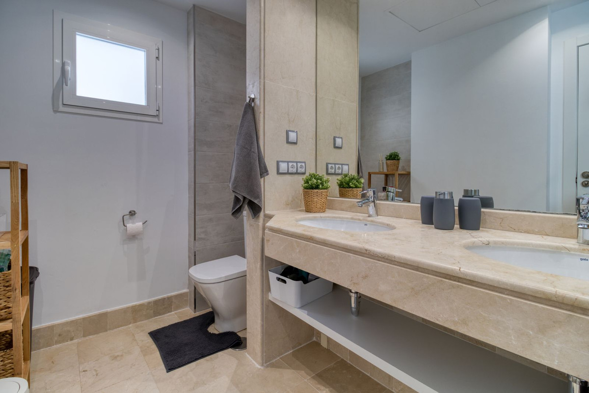 d88e150225e63b12609fedba410a01dc - 48