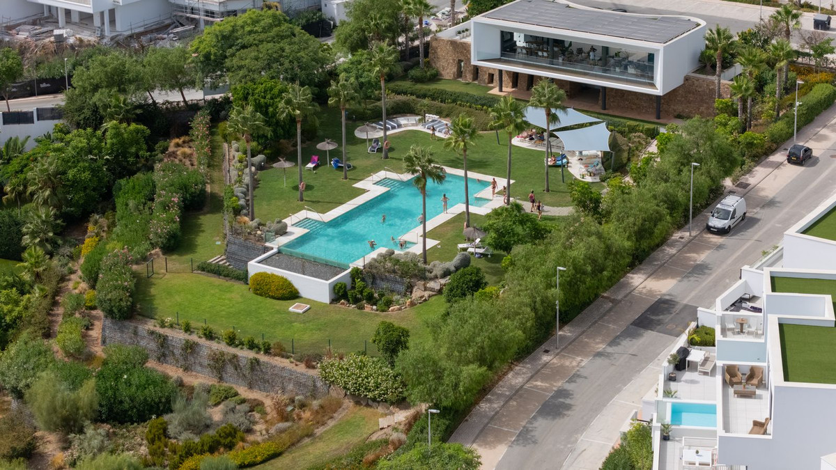 d88e150225e63b12609fedba410a01dc - 50