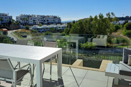 d89566a2b9afff41f6a78d9b09dac816 - 1