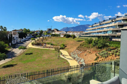 d89566a2b9afff41f6a78d9b09dac816 - 13