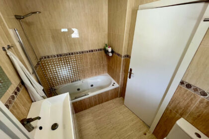 d8998968c5a51e149562ce7e2e07a65f - 11