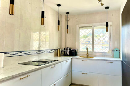 d8998968c5a51e149562ce7e2e07a65f - 2