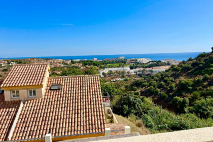 d8998968c5a51e149562ce7e2e07a65f - 3