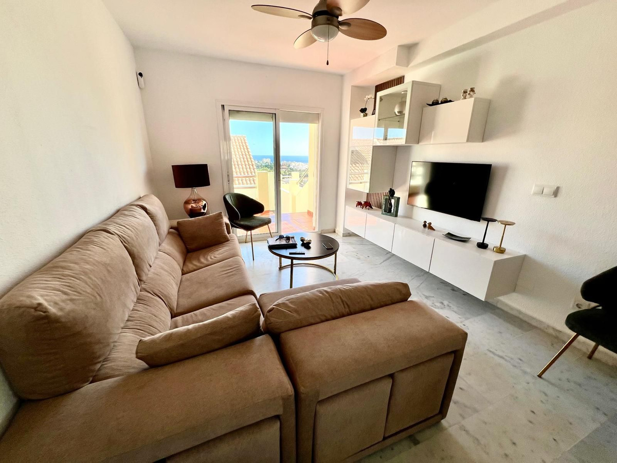 d8998968c5a51e149562ce7e2e07a65f - 7