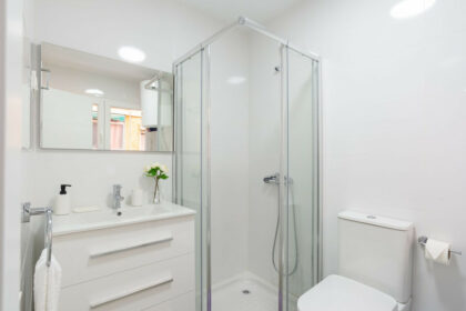 d89a67e4004b7bc8af66c30af93dd660 - 11