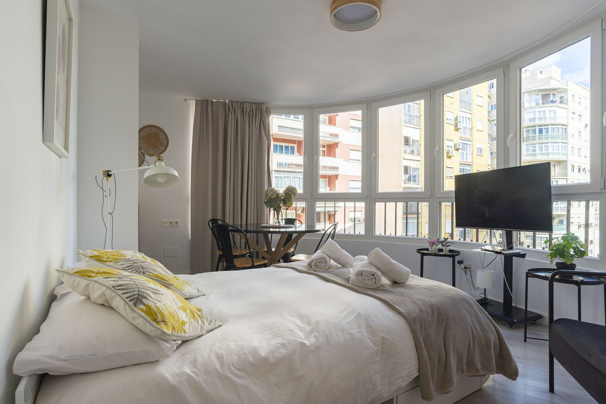 d89a67e4004b7bc8af66c30af93dd660 - 17