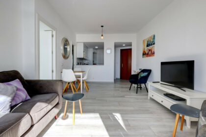 d8abd5bde7aaebe205e2db8719db1755 - 12