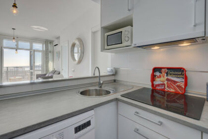 d8abd5bde7aaebe205e2db8719db1755 - 19