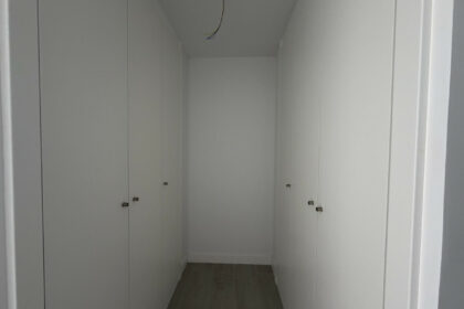 d8e184877a7e14fd0d5249f9e182a3a4 - 18