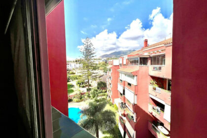 d9580f1b9eaa14233a45eac32a43c0b6 - 12