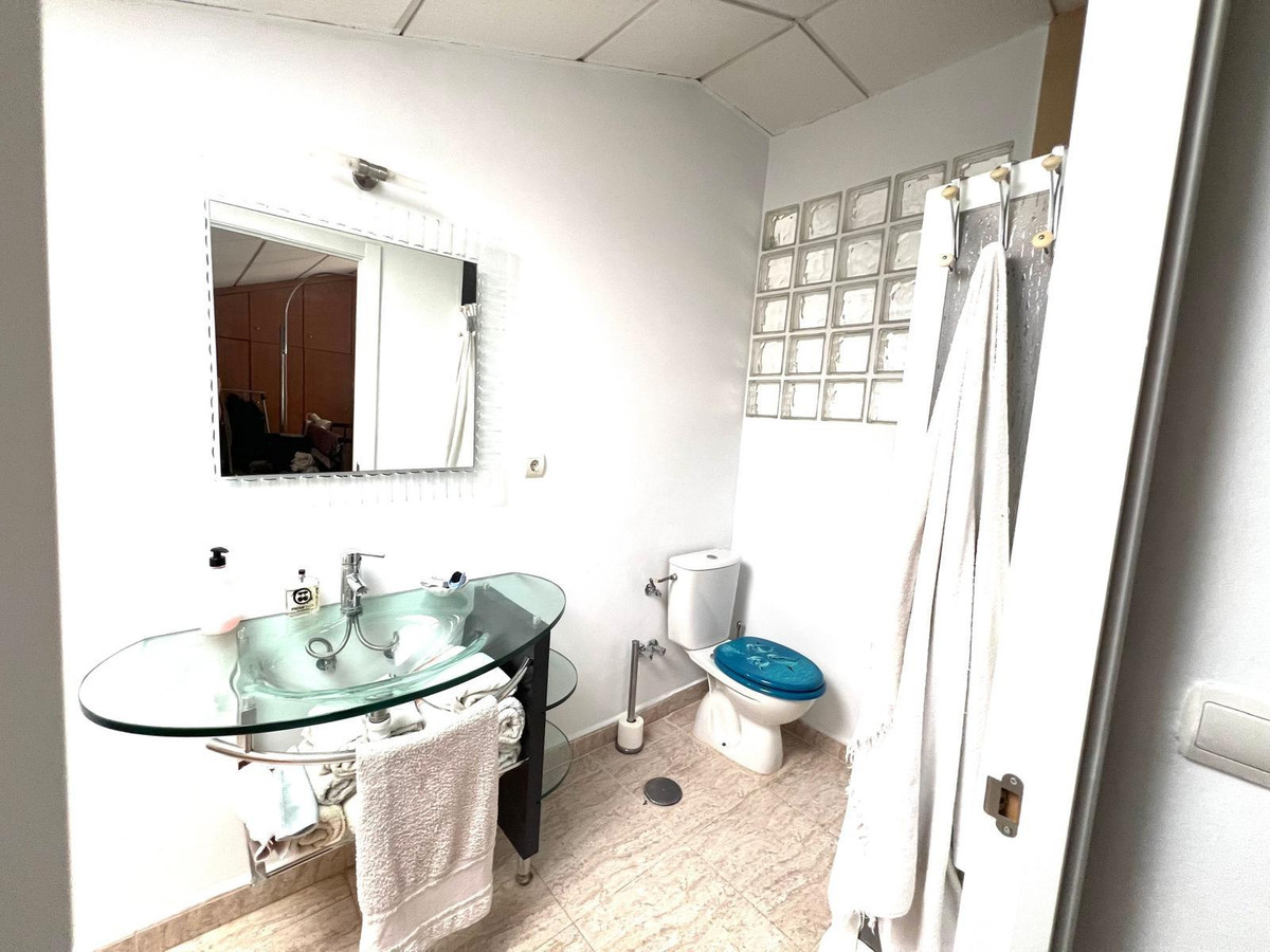 d9580f1b9eaa14233a45eac32a43c0b6 - 30