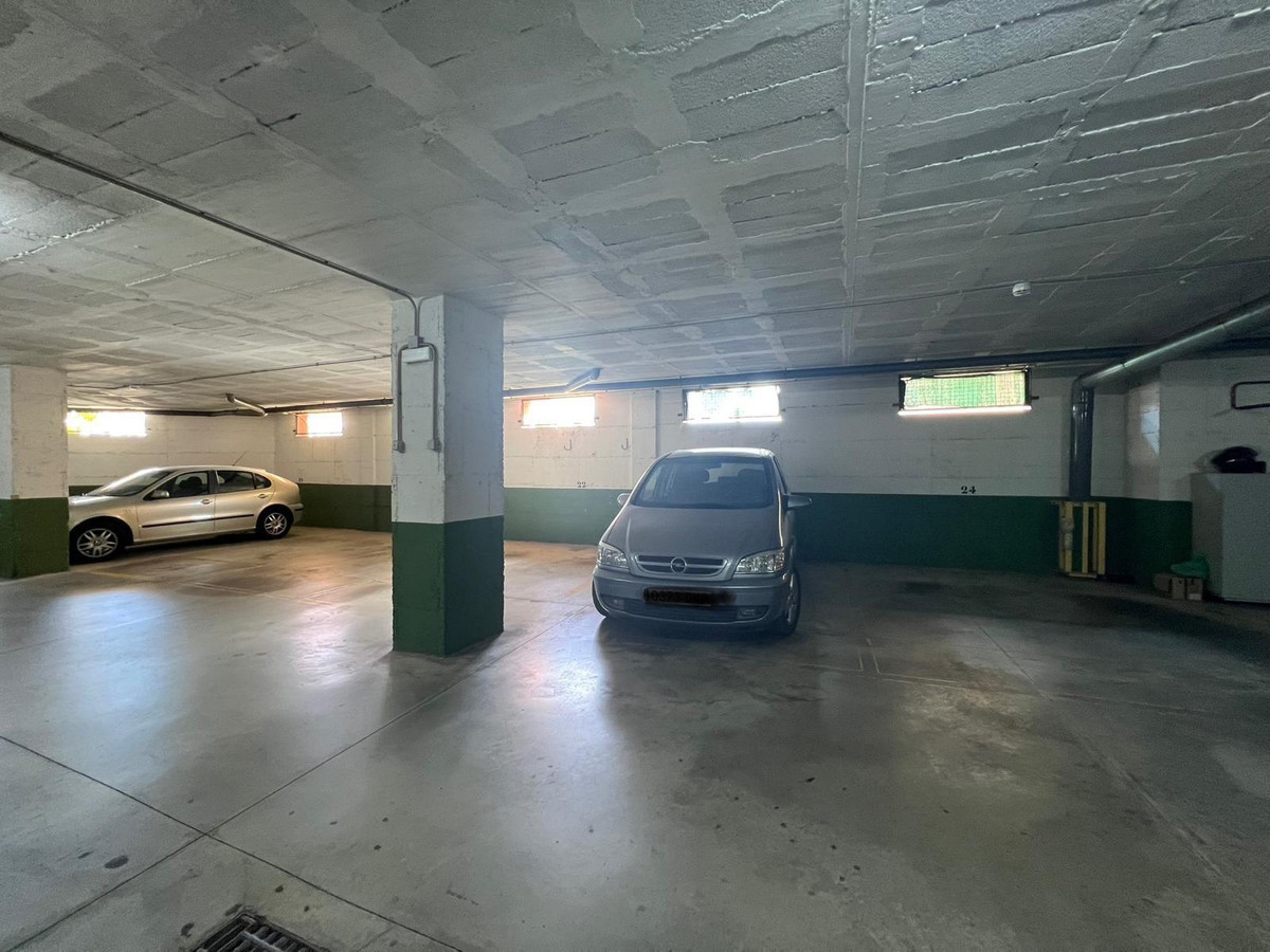 d9580f1b9eaa14233a45eac32a43c0b6 - 33