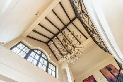 d971c8d52f91364fcb88e7f8aeba4fbb - 23